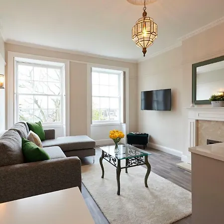 Clifton Court - Your Apartment Bristol